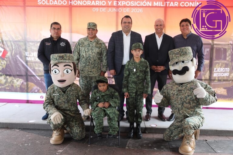 Fortalece municipio valores cívicos con exposición militar y programa Soldado Honorario