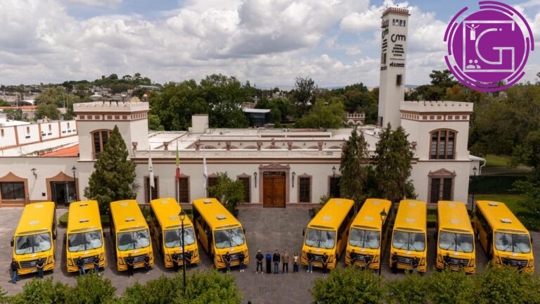 Fortalece Rodrigo Monsalvo Transporte Escolar Gratuito con 10 nuevos camiones para estudiantes