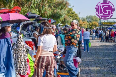 Reúne Carboot a más de 2 mil 500 personas en su primera edición