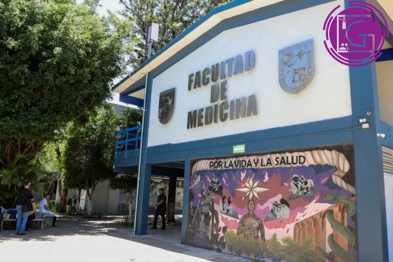 Aumento UAQ 150% el ingreso anual a Medicina en 2026