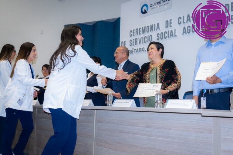 Concluyen servicio social 97 pasantes del Hospital General de Querétaro