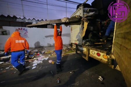 Sancionarán a persona por abandonar residuos en la vía pública