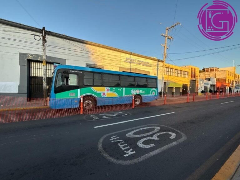 Reabren ambos cuerpos de avenida Corregidora Norte tras avance de obra del tren