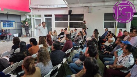 Lleva Agustín Dorantes talleres de educación digital a escuelas