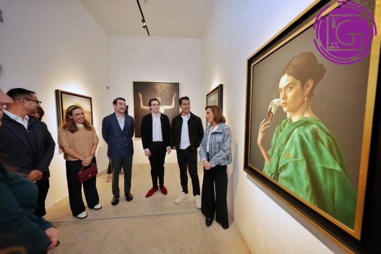 Inaugura Felifer Macías exposición “Lomelius, la Pintura Eterna”