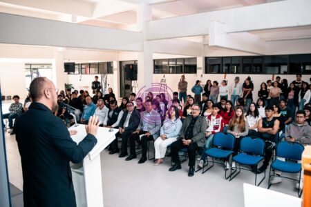Abre UT San Juan sus puertas a la historia de SJR con exposición “La Ciudad”