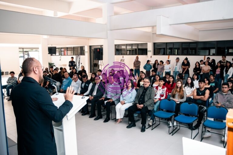 Abre UT San Juan sus puertas a la historia de SJR con exposición “La Ciudad”