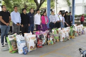 Entrega UAQ más de una tonelada de alimento para apoyar a asociaciones animales