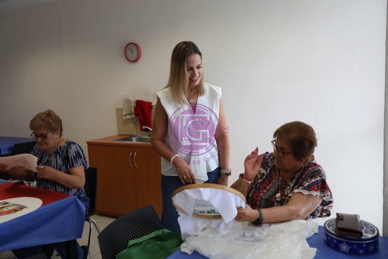 Refrenda Car Herrera compromiso con adultos mayores en Centro Plan Vida