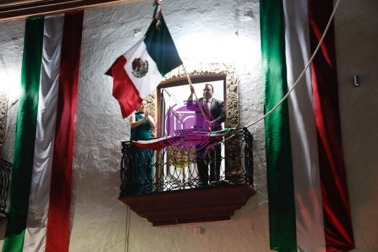 Encabeza Gaspar Trueba la Ceremonia del Grito de Independencia