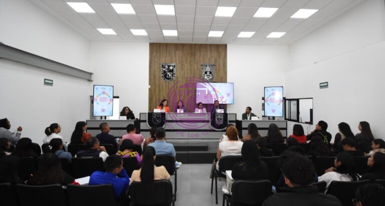 Analizan derechos político-electorales de pueblos indígenas en Amealco