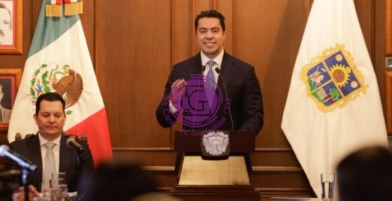 Entrega Felifer 2º Informe de Gobierno: “Con orden, Querétaro avanza”