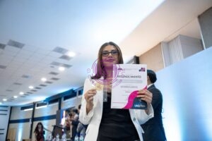 Reconoce UAQ a 110 jóvenes por su desempeño académico