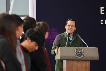Llama Chepe Guerrero a jóvenes a construir la paz con acciones diarias