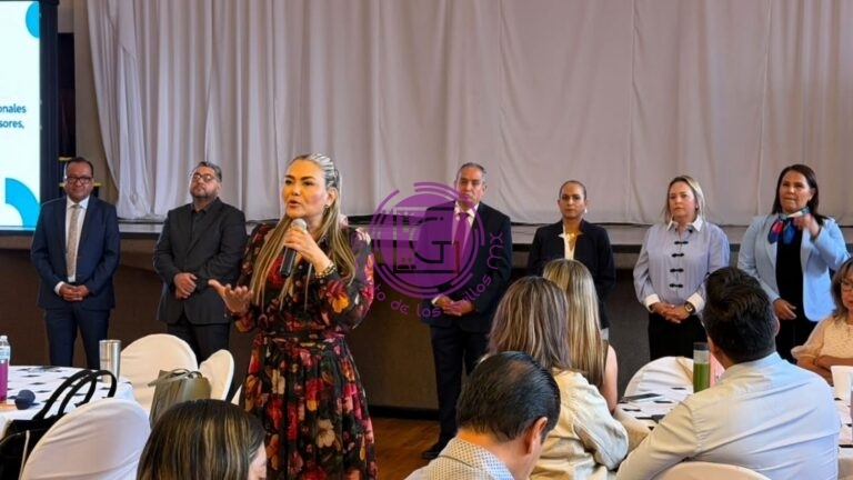 Reúne USEBEQ a 240 directivos para definir estrategias del ciclo escolar 2026-2027