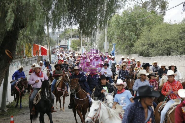 Reúne Cabalgata de Feria a 584 jinetes en Colón