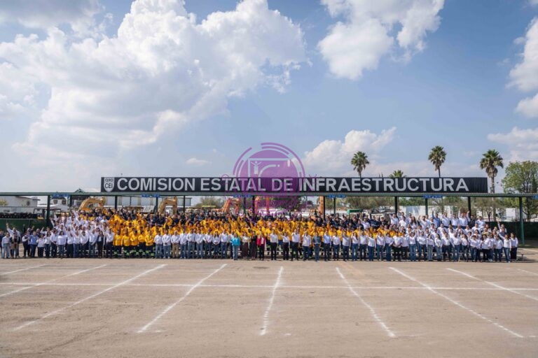 Reconoce Kuri labor de los camineros de Querétaro