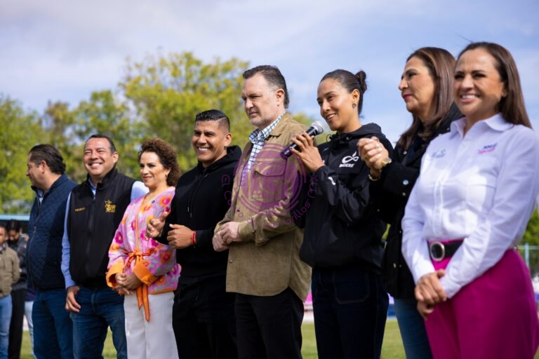 Inauguran segunda Clínica de Futbol Indereq con Carlos Salcido en SJR