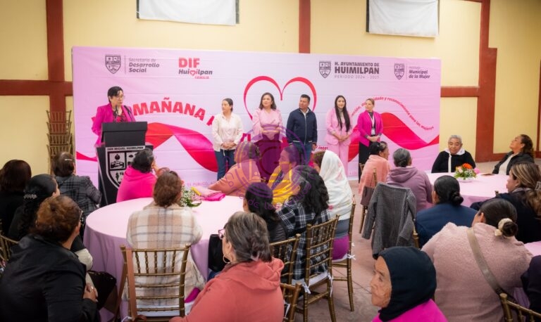 Promueven prevención y detección oportuna del cáncer de mama en Huimilpan