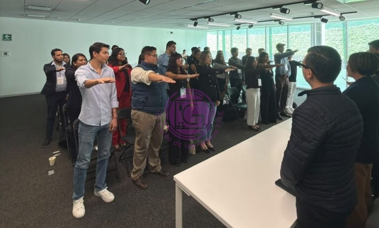Integran a más de 30 jóvenes al Consejo Universitario Juvenil de Querétaro
