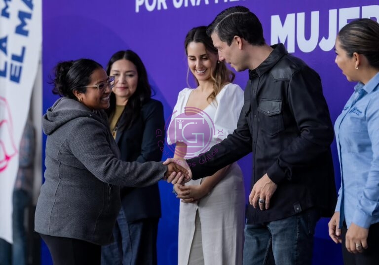 Refrenda Rodrigo Monsalvo apoyo a mujeres