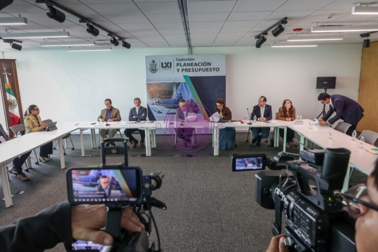 Aprueban convenio para analizar paquetes fiscales de los 18 municipios