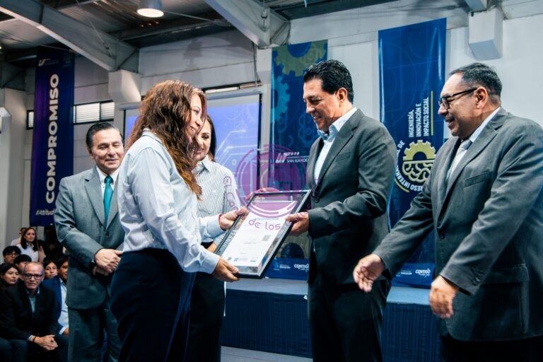 Acredita UT San Juan cuatro programas educativos ante CIEES